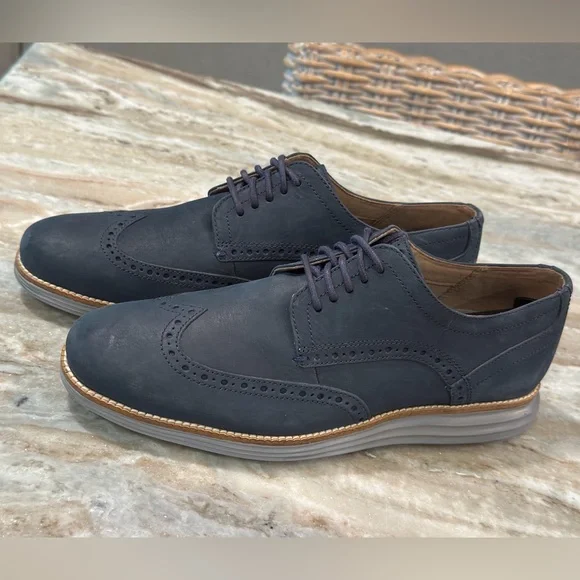 Men’s COLE HAAN Original Grand wingtip blue oxfords- Size 9 - Picture 2 of 11
